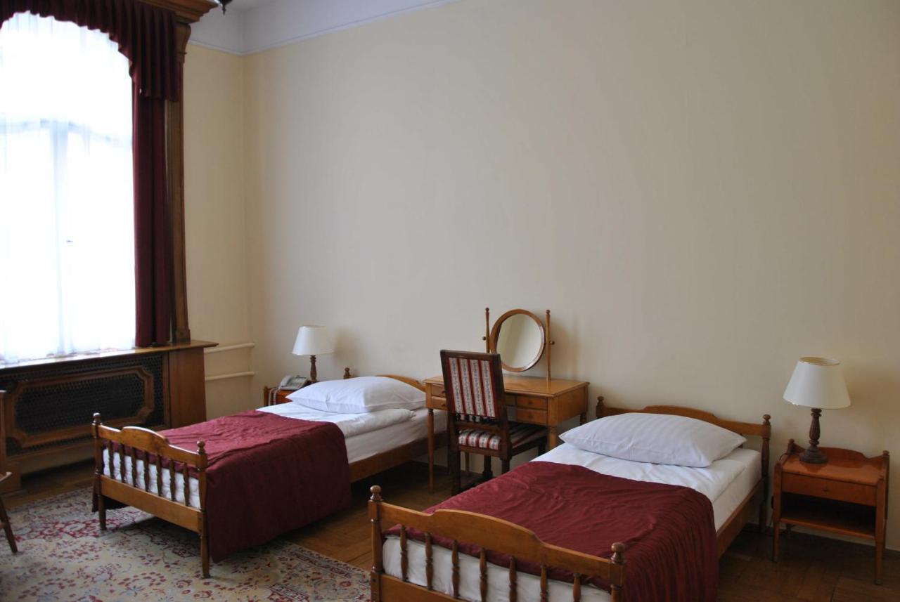 Dom Polonii Apartment Krakow Room photo