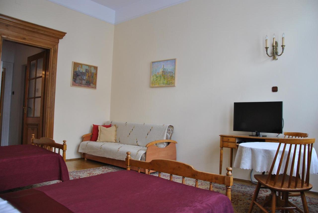 Dom Polonii Apartment Krakow Exterior photo